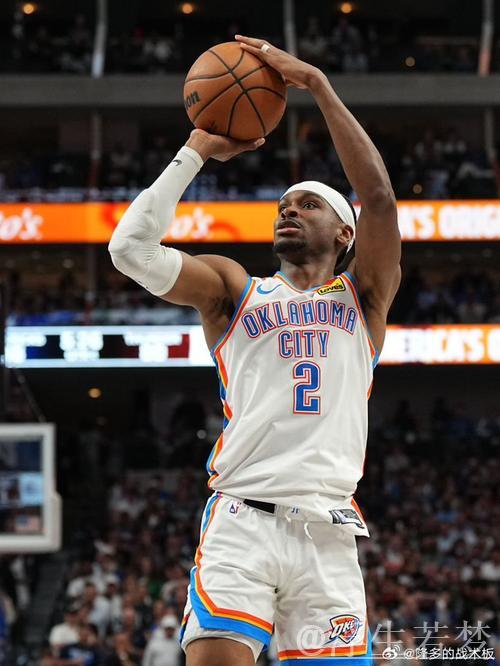 西亚卡姆一对一制胜跳投战胜亚历山大